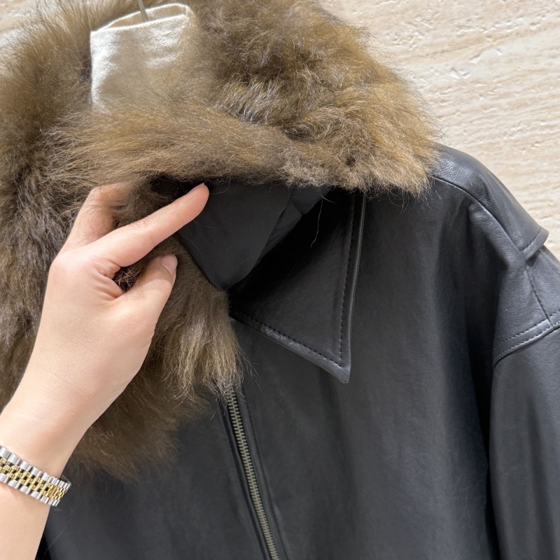 Pra*a outwear